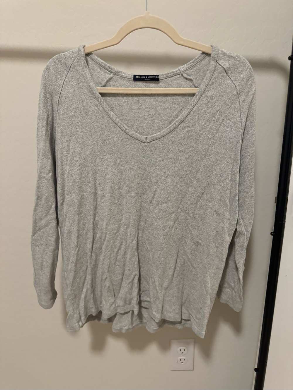 Brandy Melville Heather Light Gray V-Neck Long Sleeve Top
